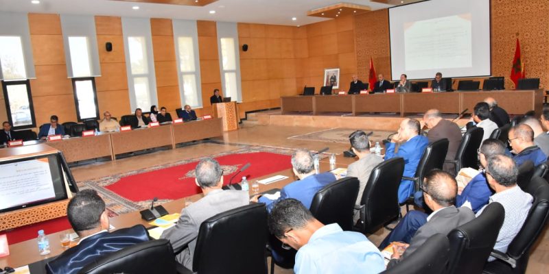 تيزنيت : إجتماع موسع بعمالة الإقليم تحضيرا لعملية الإحصاء العام للسكان والسكنى